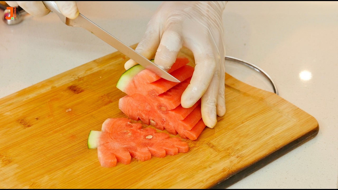 Watermelon Christmas Tree | Fruit Platter for Christmas Dinner
