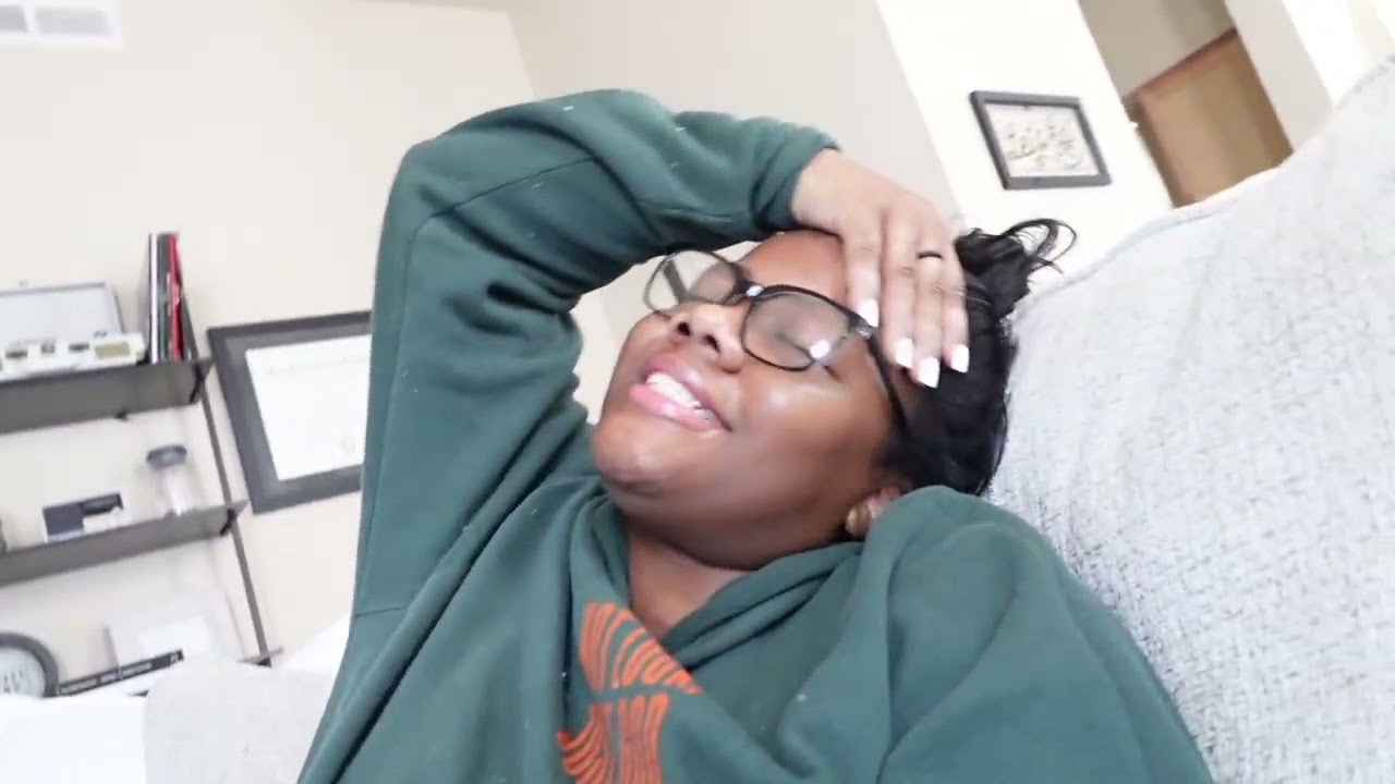 WEEKLY VLOG | baby cravings, moody blues, haul & more | dorneydoses 