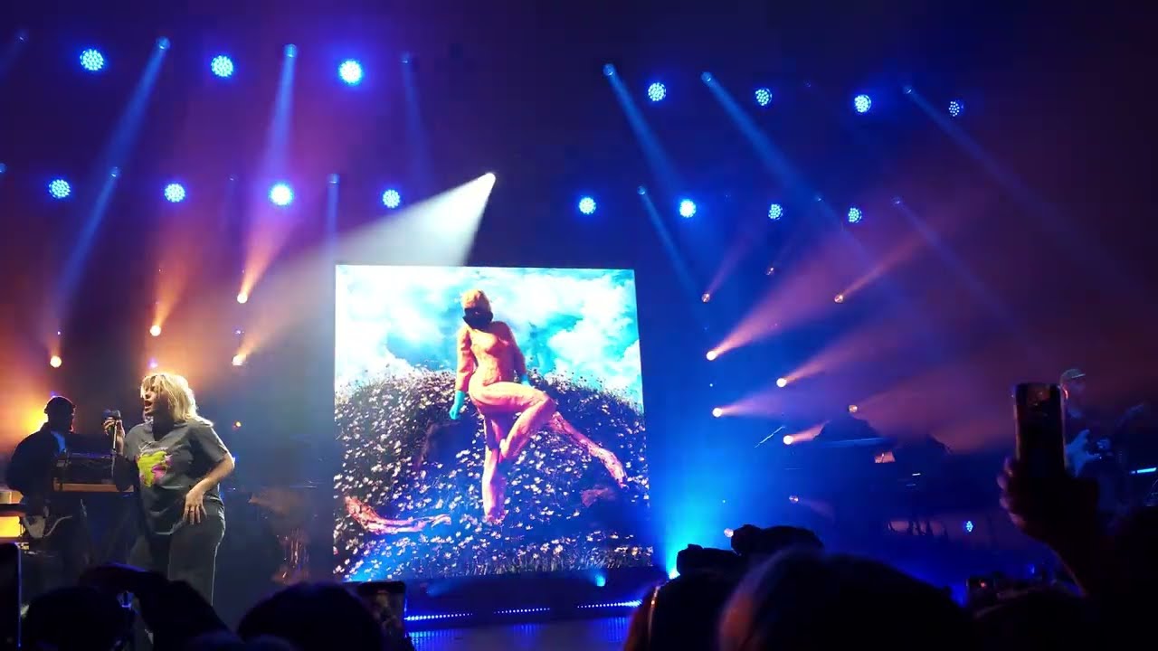 Renee Rapp - Poison Poison (Live from Manchester Apollo, 23rd February 2024)