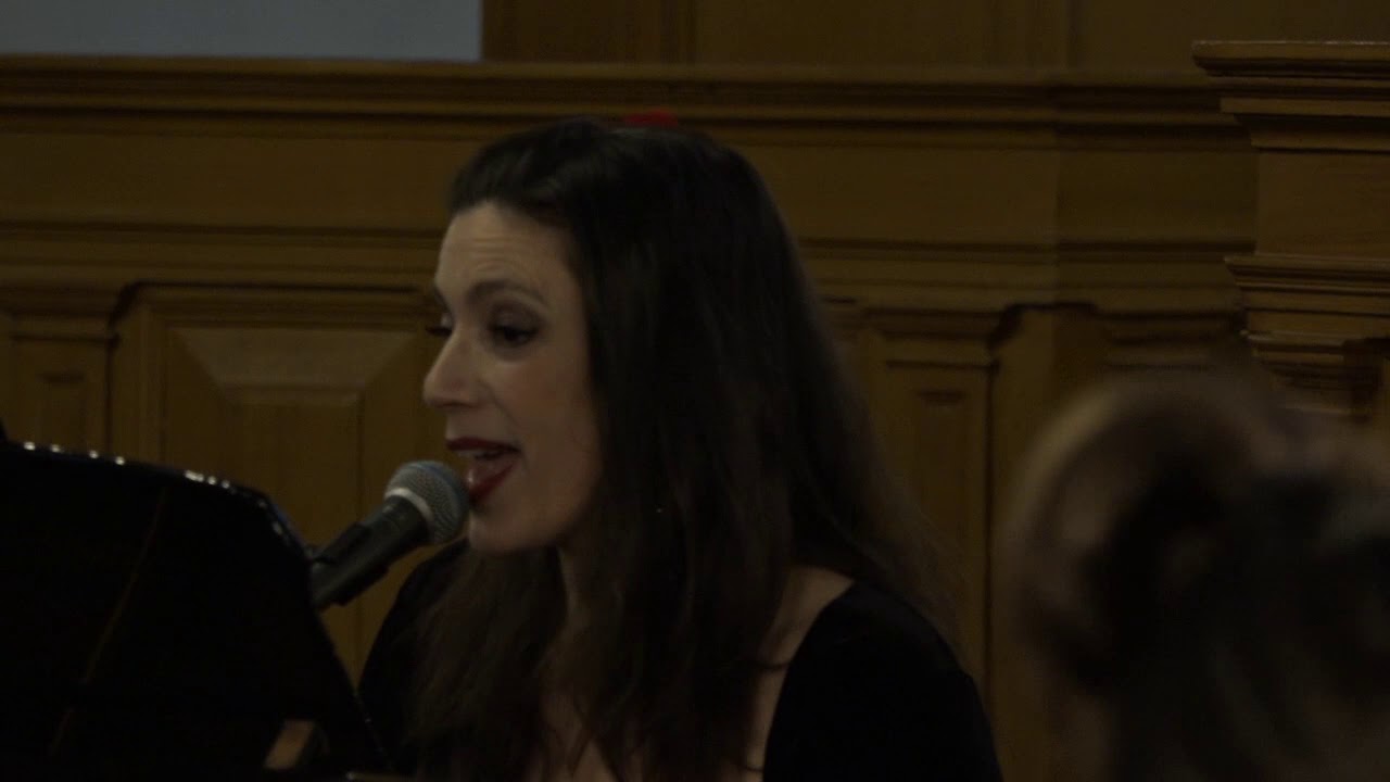Sleigh Ride Christmas Song Mirjam van Dam vocals, Renée Bekkers accordeon, Esther Apituley bells
