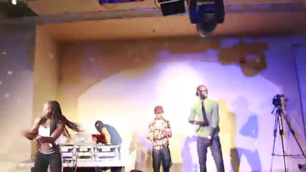 Sykologist live at Davido concert (part 2)