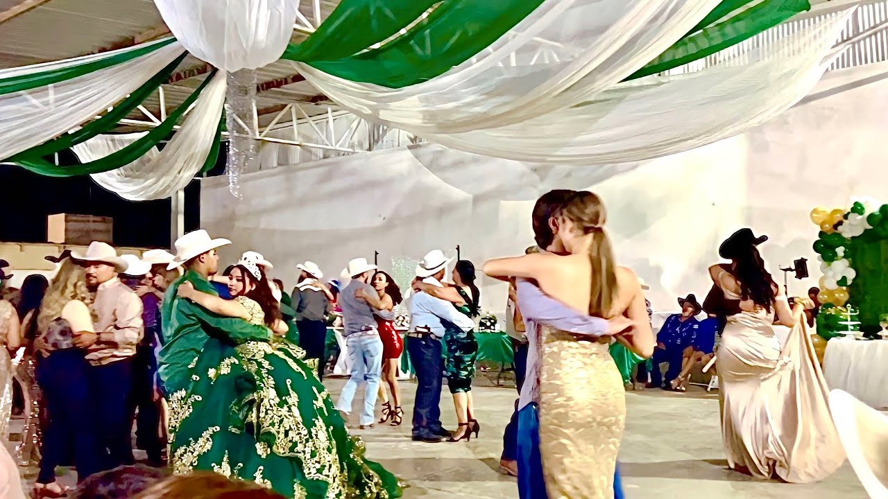 Baile de la Quinceañera de Ala en el rancho Peña Durango