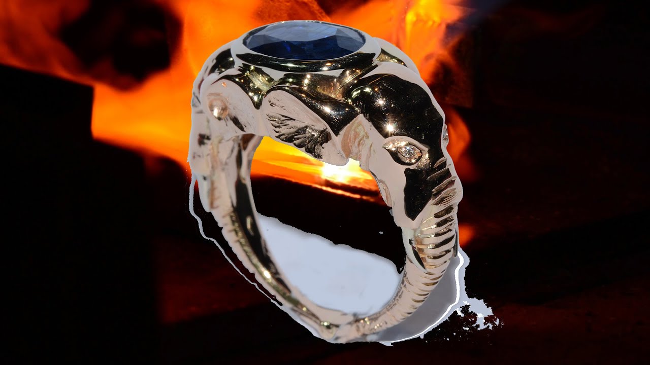 Gold ring handmade form of elephant head with gemstone kyanite