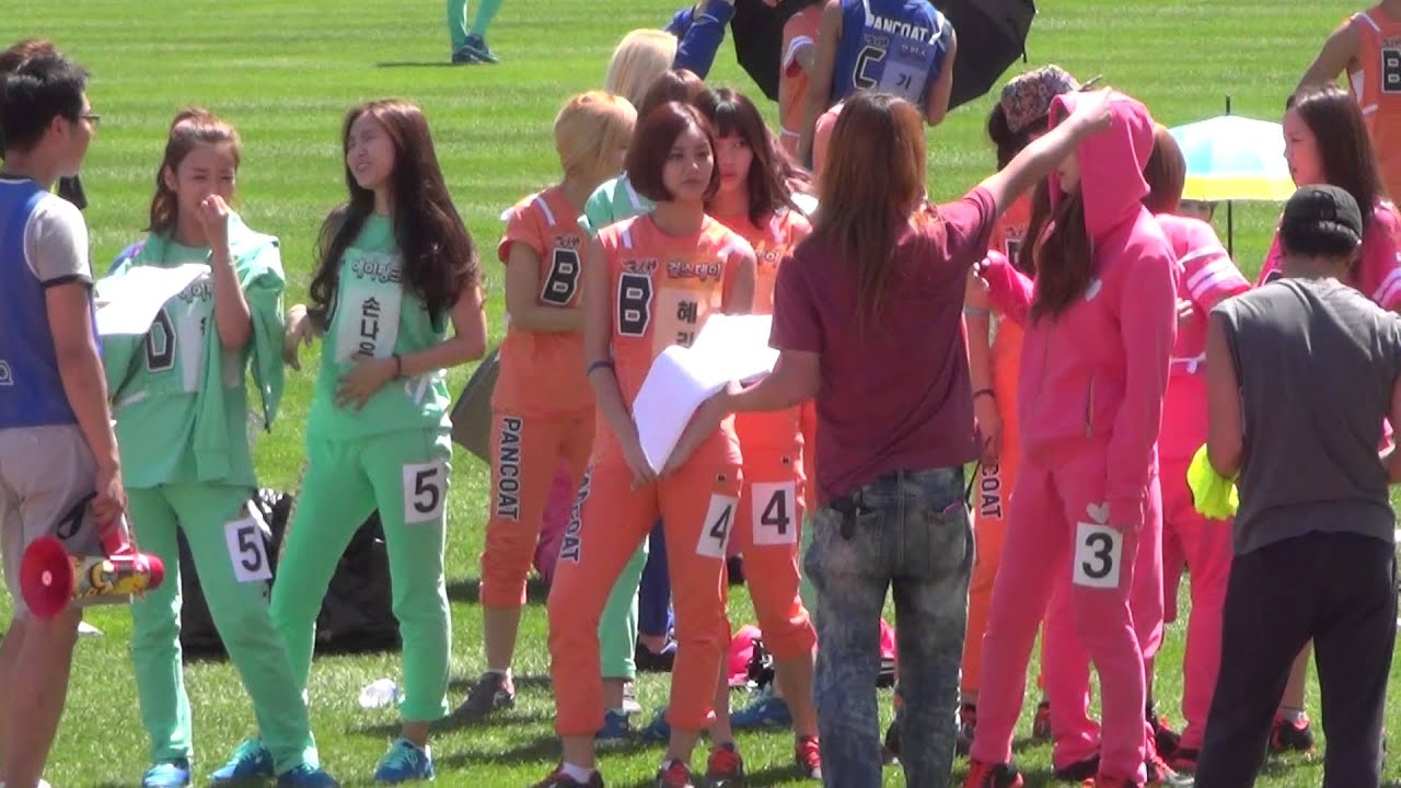 20130903 A-PINK BoMi & NaEun & Suzy @ Idol Sports Athletics Championships