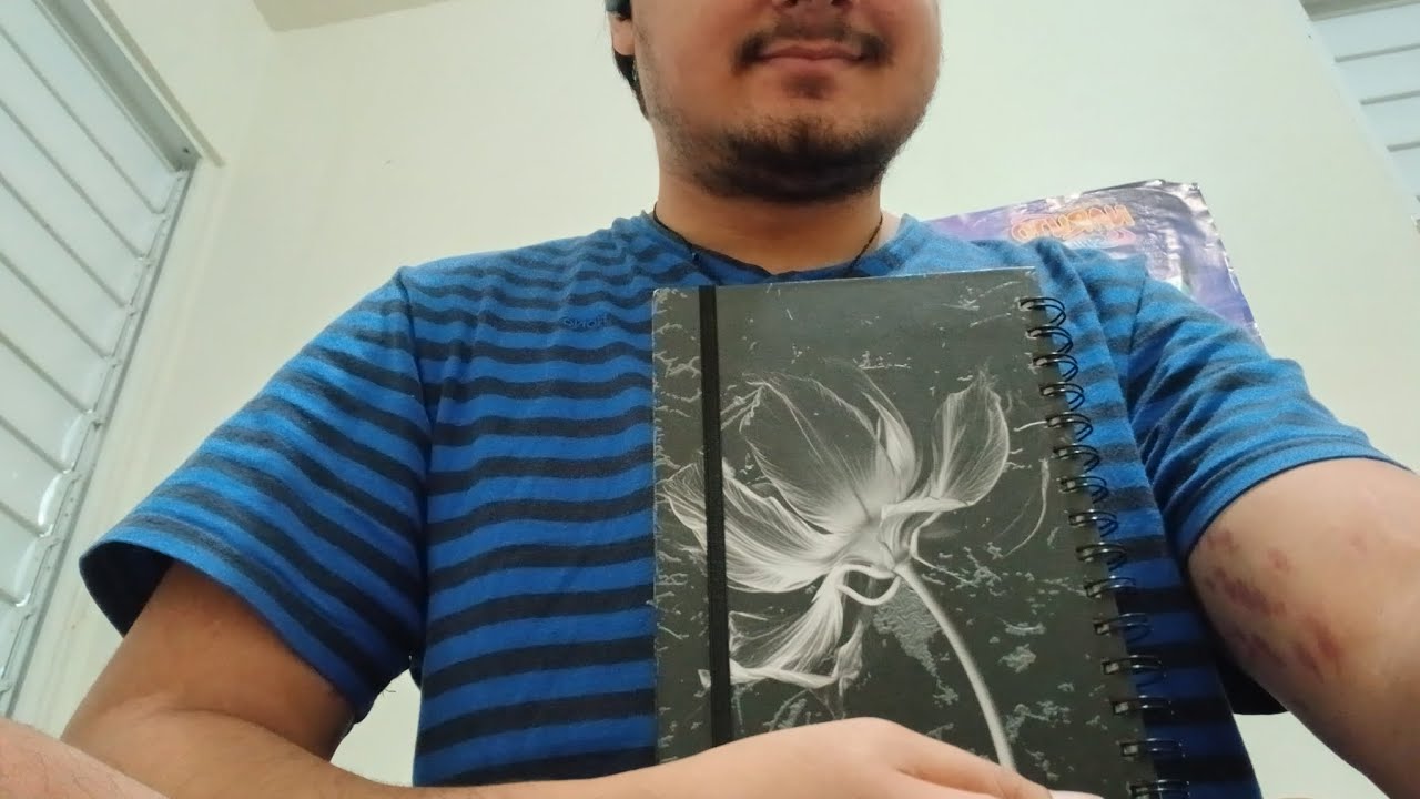 ASMR contando una historia y leyendo poesias (Español) 