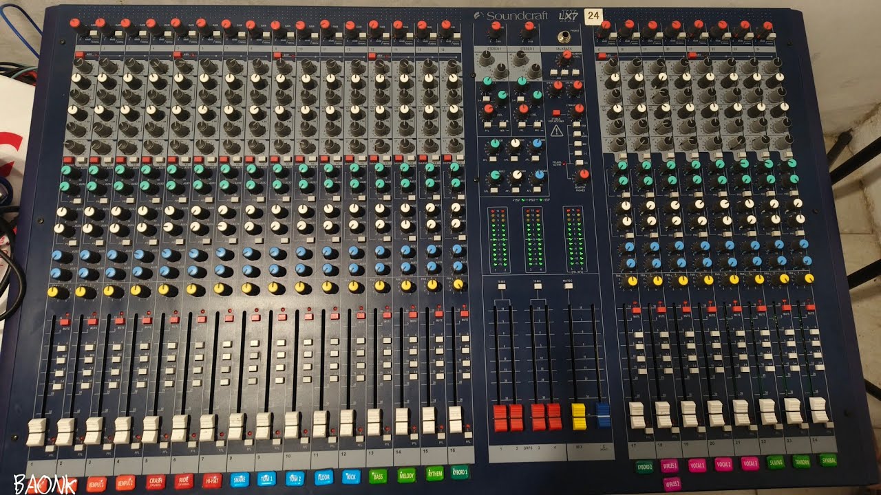 REVIEW MIXER SOUNDCRAFT LX 7 , 24 CHANELL