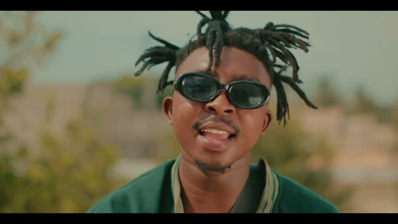 Nevinho Star - FLOR (Official Music Video) 2025