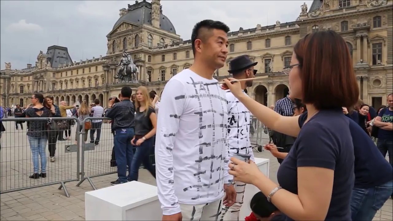 [Behind the scene] JR & Liu Bolin at the Louvre