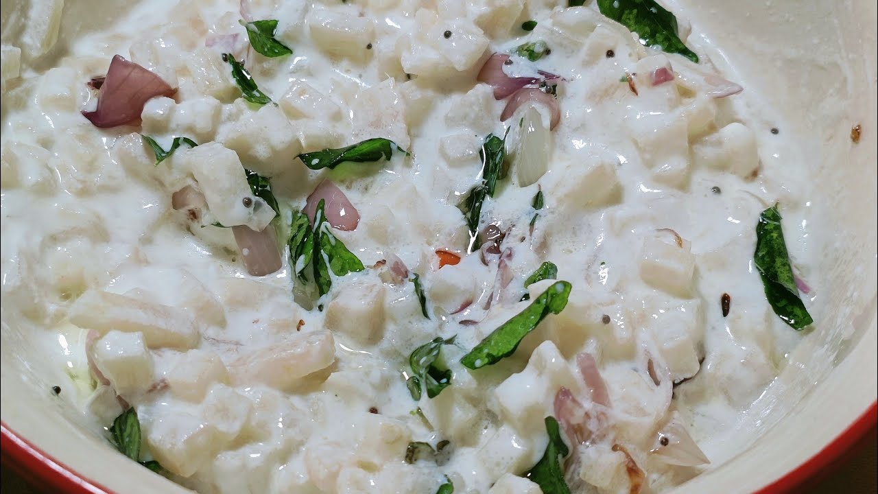 Banana Stem Curd Pachadi (Vazhaithandu Pachadi )