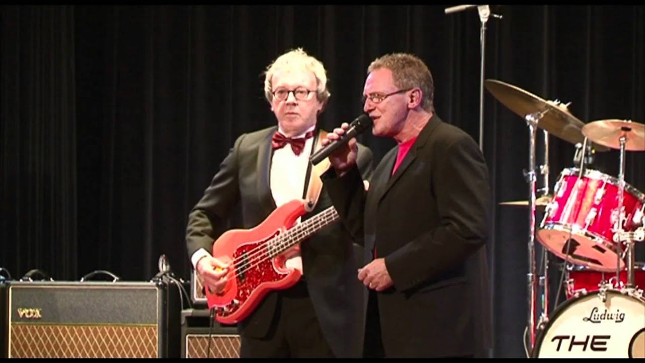 The Young Ones - The Red Strats