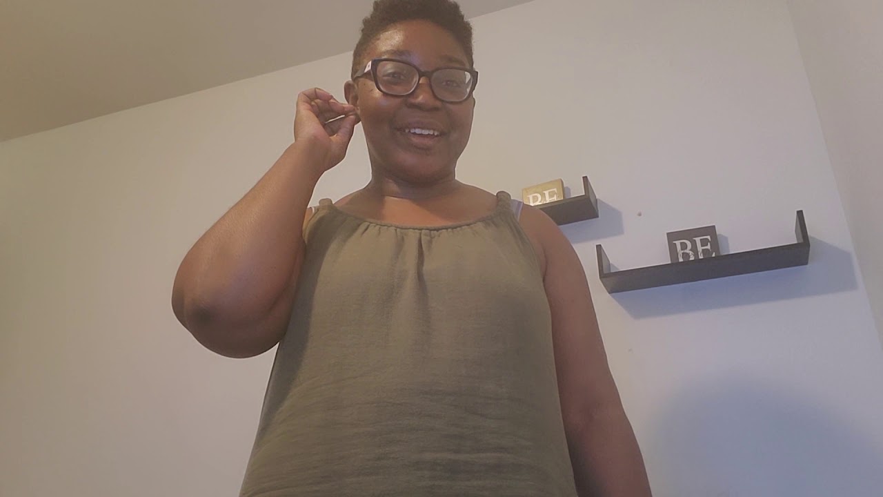 Daily Workout with Dinelle - Squats  1st set
