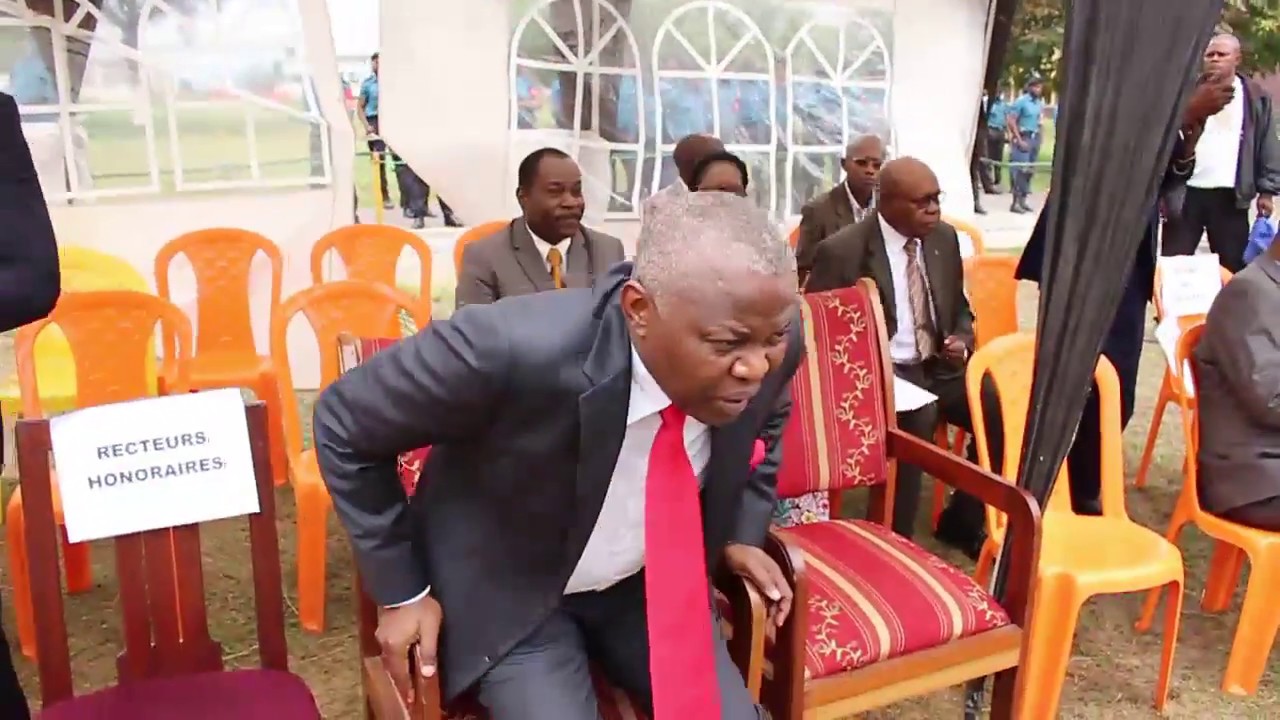 JUBILE D'OR DE MGR THARCISSE TSHIBANGU : KAMERHE OVATIONNE A L'UNIKIN