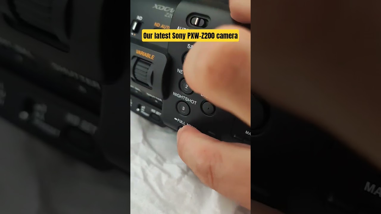 DXN@WorkVlog - Только что распакованный фотоаппарат Sony PXW-Z200. Проверяю, что на счетчике 00 ч...