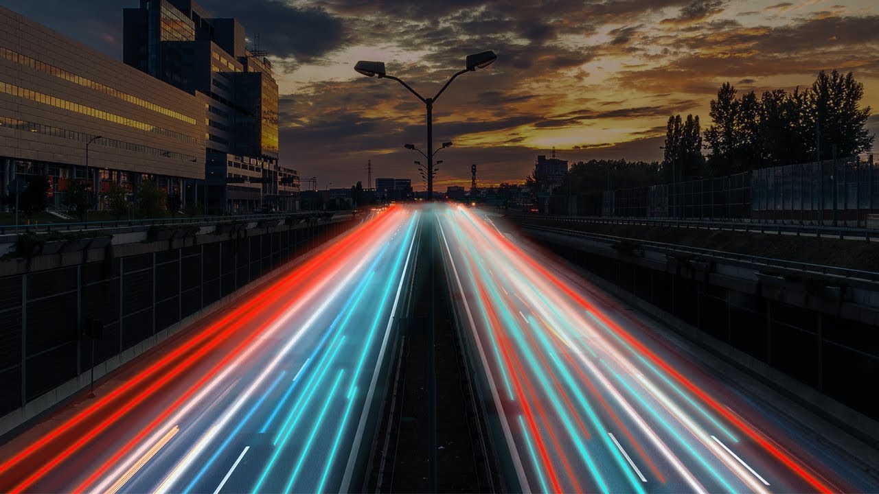 Удивительный эффект движения света без каких-либо трюков с камерой в Photoshop