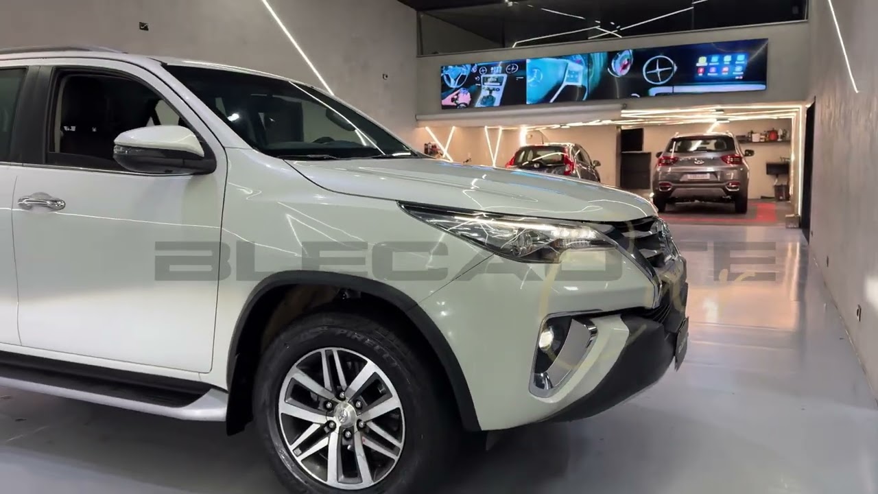 TOYOTA HILUX SW4 - 2.8 SRX 4X4 7 LUGARES 16V TURBO INTERCOOLER DIESEL 4P AUTOM&Aacute;TICO 2018/2019