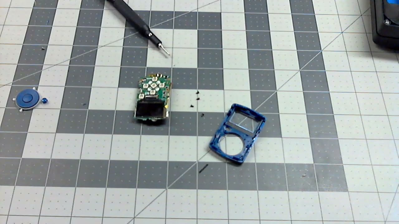 Sansa Clip disassembly