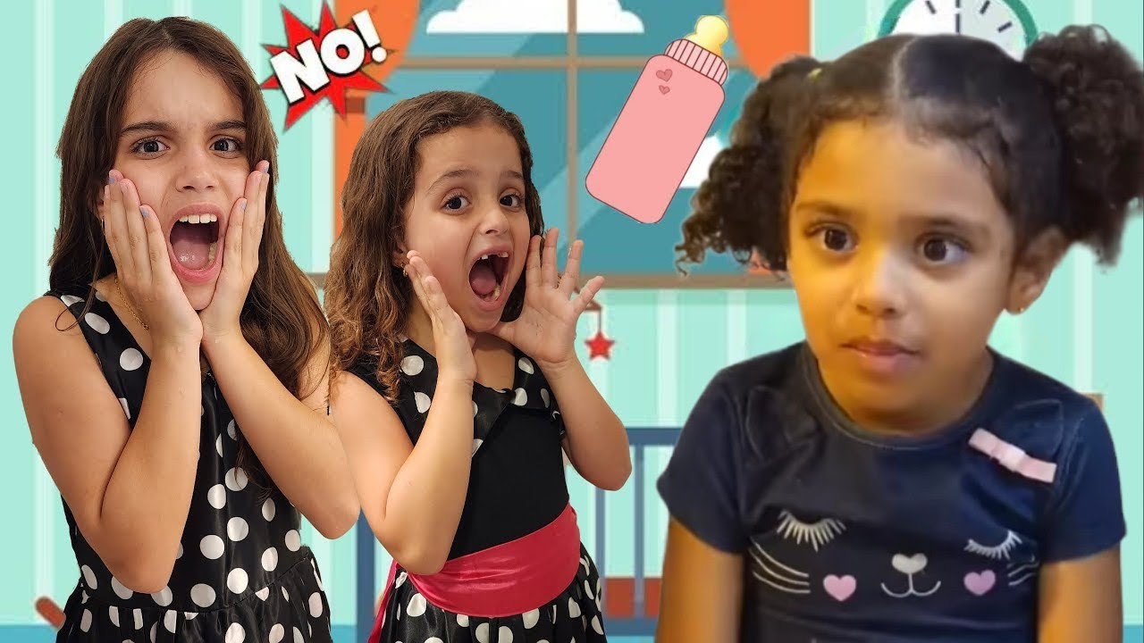 Marina e Elisa brincam de babá por um dia de um bebê de verdade