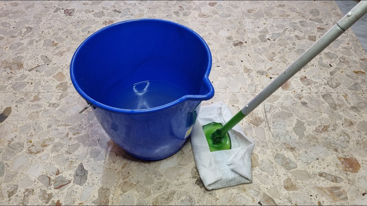 Come ottenere un pavimento pulito e profumato con la scopa Swiffer | MAMMASTYLE.IT |