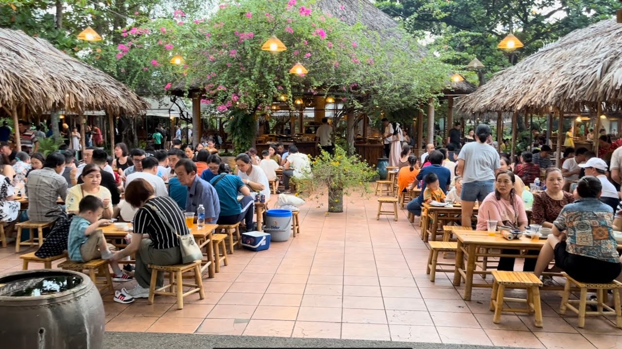 BUFFET DÂN DÃ ĐỒNG QUÊ HƠN 70 MÓN tại BÌNH QUỚI