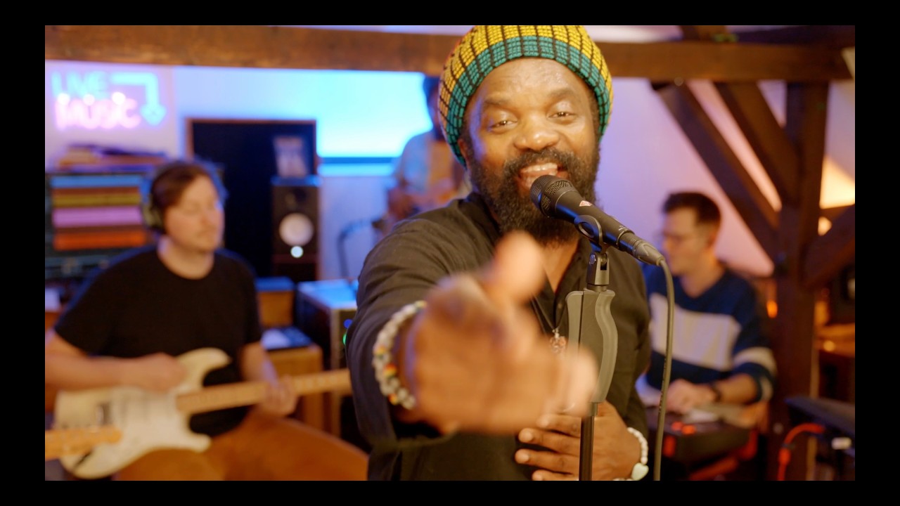 Attic Sessions feat. ROUGHHOUSE - MAN FROM ALKEBULAN