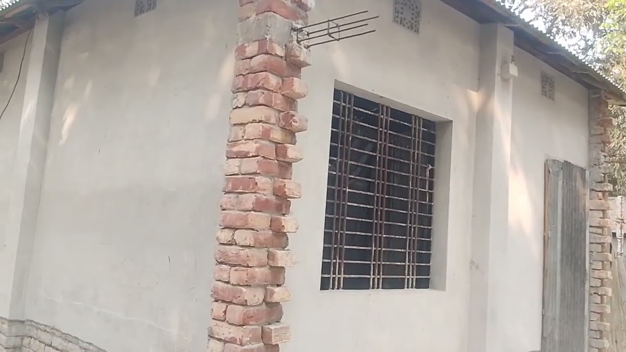 গ্রামের বাড়ি 