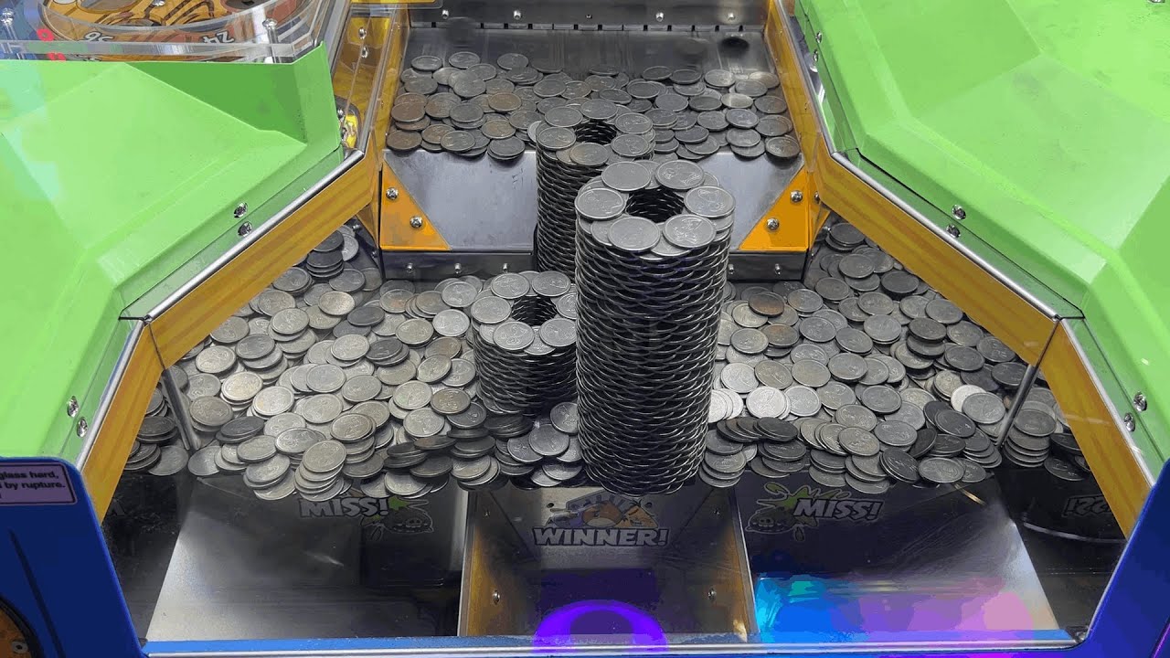 Angry Birds Coin Crash Huge Tower Win and other Games at Round 1