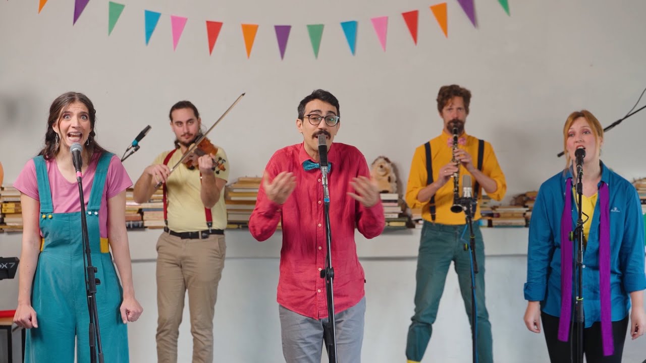 Ο αγαπησιάρης σκαντζόχοιρος - Filea's band