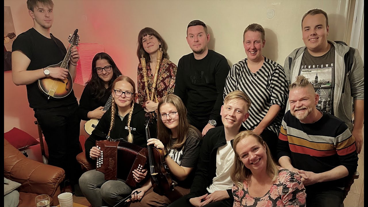 Maaliskuun sottiisi - Pillilaagri Punt