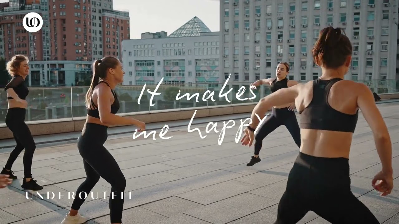 Underoutfit Makes me happy Activewear.