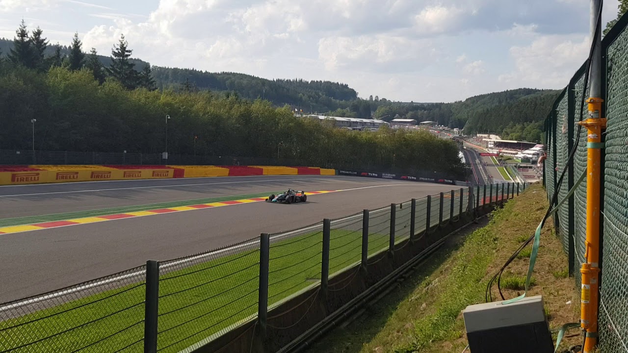 Vue enti&egrave;re Accident crash Antoine Hubert spa gp 2019 formule 2