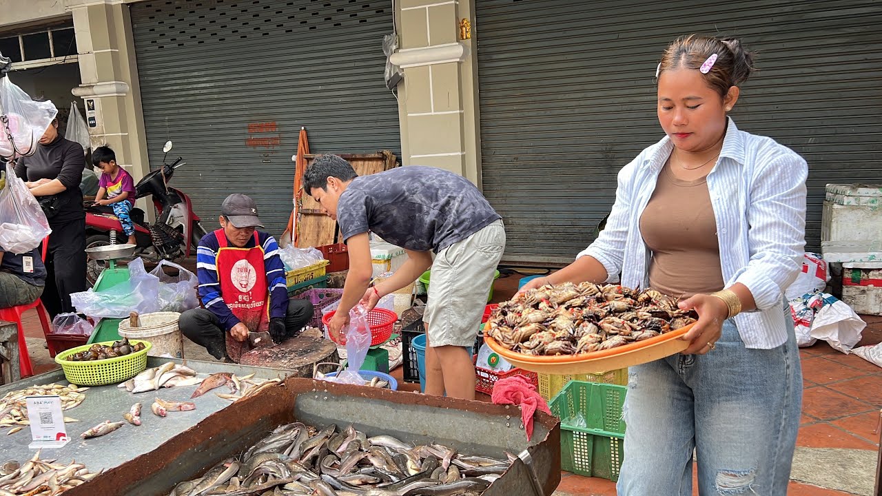 Exploring Cambodian Market Street Food Tour - Amazing Place ! The Best Fresh Food of the Year 