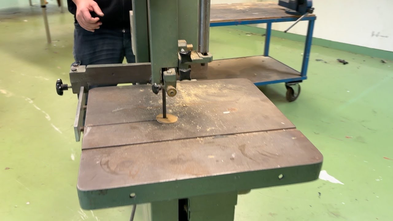 Köp Bandsåg EJCA DS-40 på Klaravik