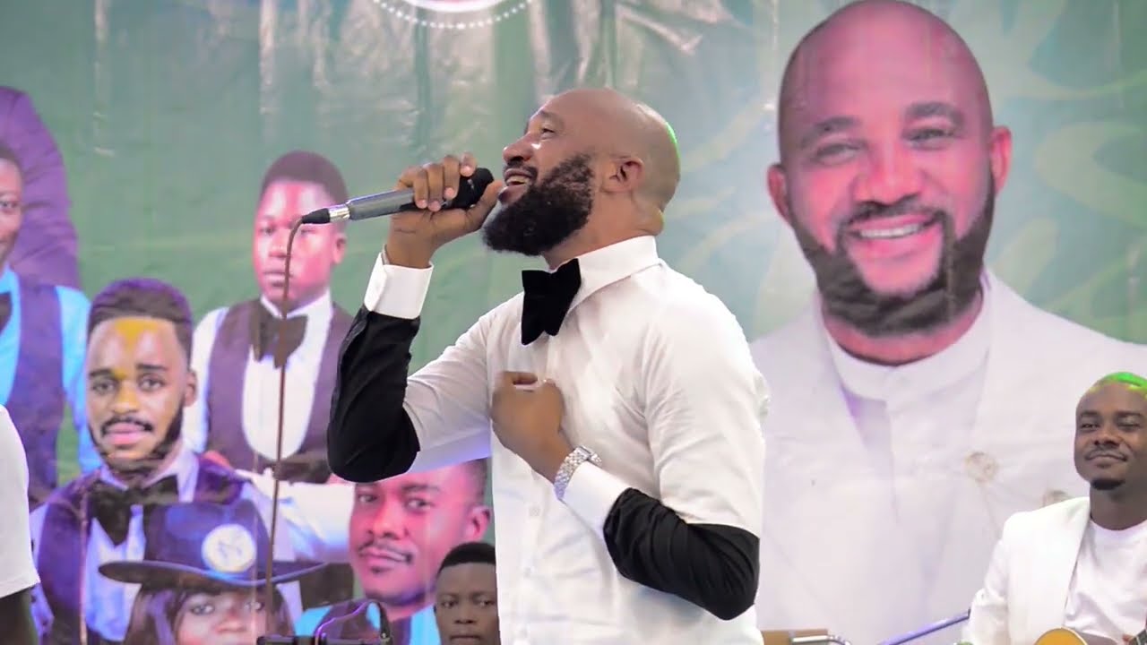 Les Rachetés vivants Feat Mike Flor - Ebenezer - (concert live 2)