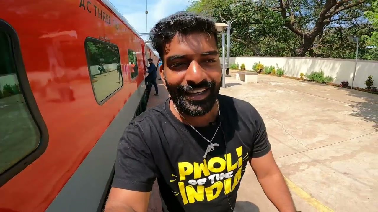 Kerala to Himachal Solo Trip : Vlog No-1 #trainjourney #indianrailways #solotrip #workfrommountains