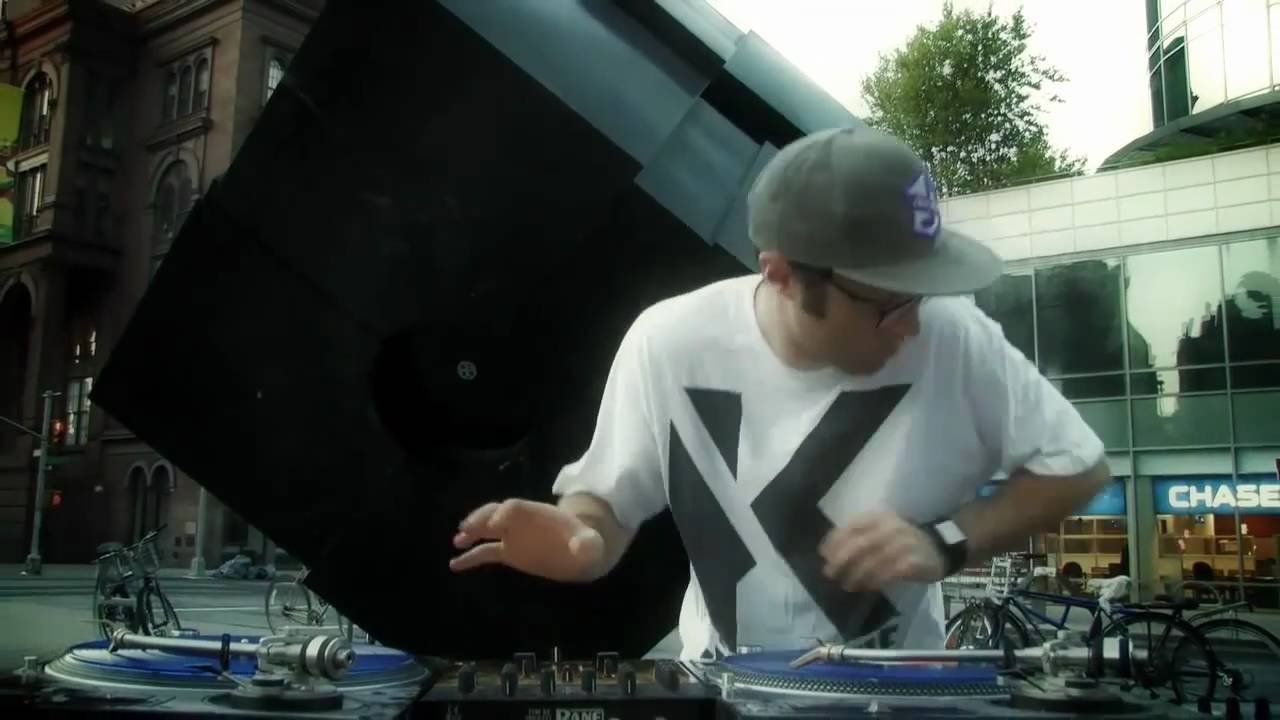 IDA 2010 PROMO TRACK - LADY WAKS & GOLITCIN feat. Valerie M, Shiftee, Pro - Zeiko, Scratchbusters