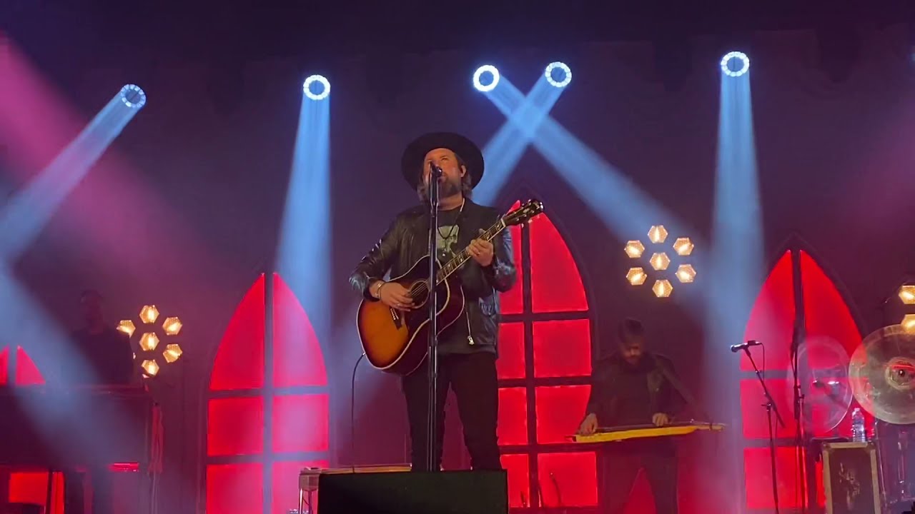 Zach Williams - Ryman Auditorium 11/28/2021 - (part 1)