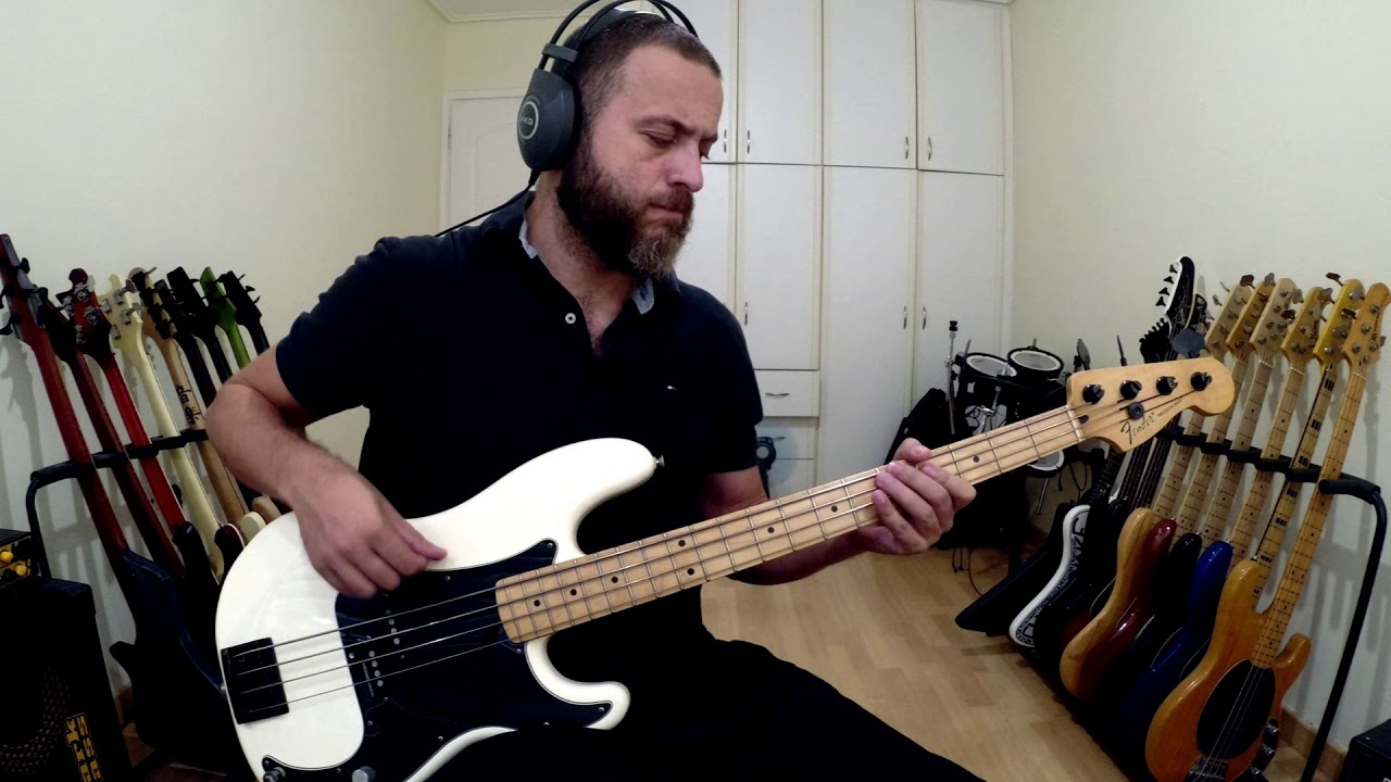 Stone Temple Pilots - Trippin' On A Hole In A Paper Heart - Bass Cover (Fender Precision)