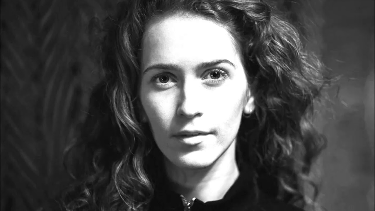 Rae Morris - Cold + Closer