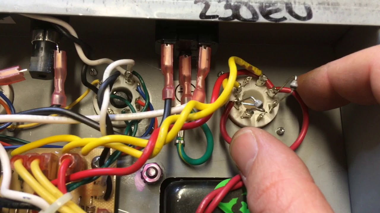Fender Princeton – bad solder joints