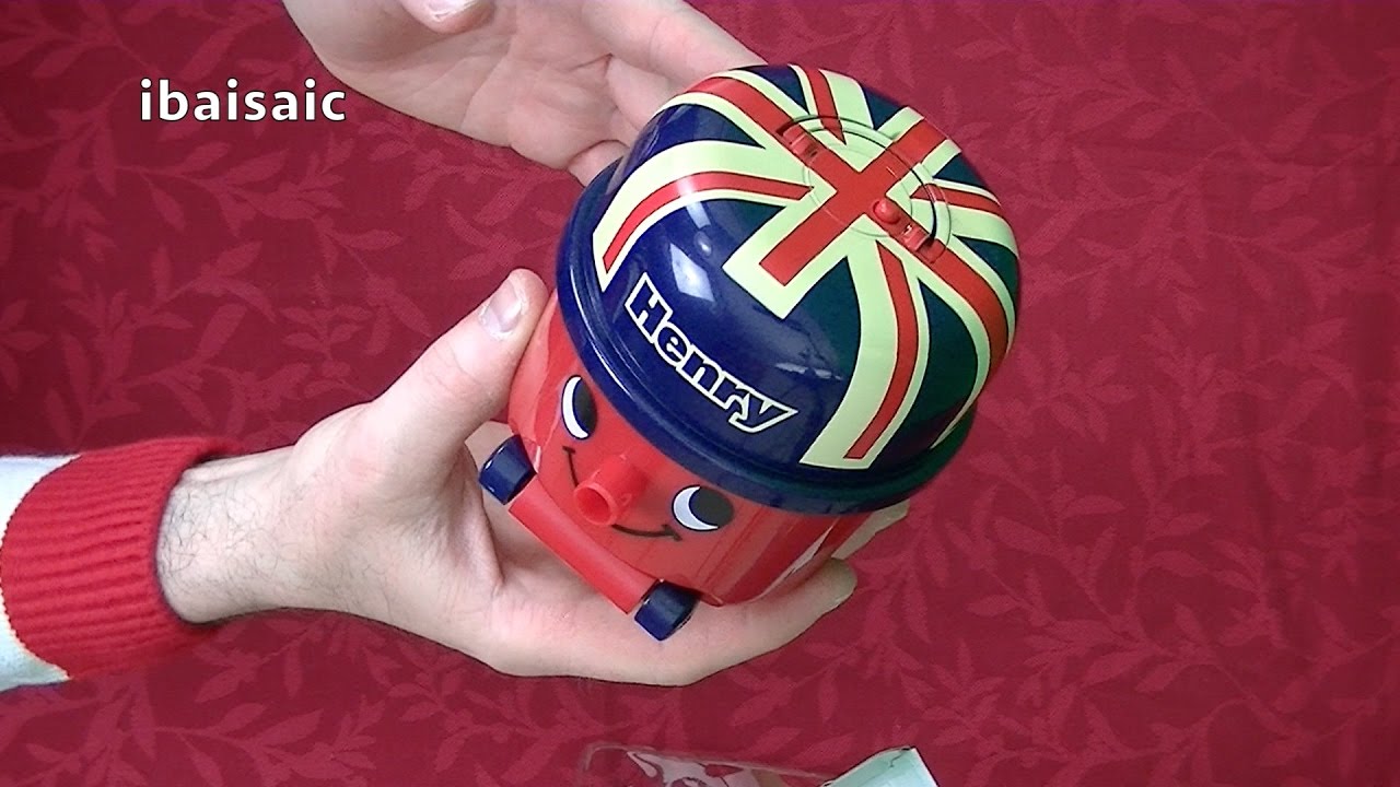 ibaisaic's Video Advent Calendar Day 10 Numatic Henry Desk Vacuum Demonstration