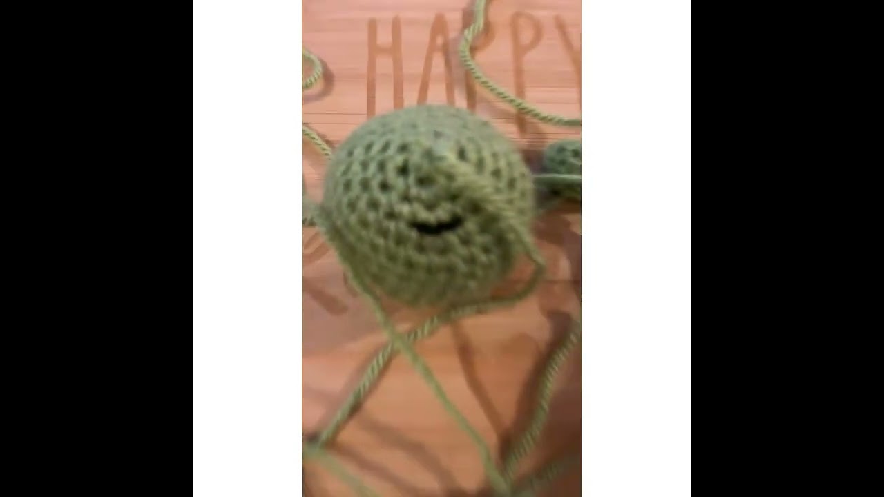 Crochet frog - with thanks to Toristorycreations