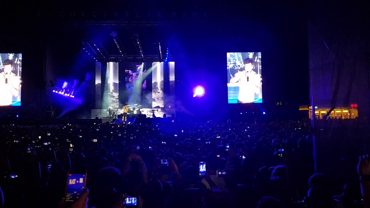 İstanbulBlueNight/Imagine Dragons Konseri Dan Reynolds'un anlamlı mesajı