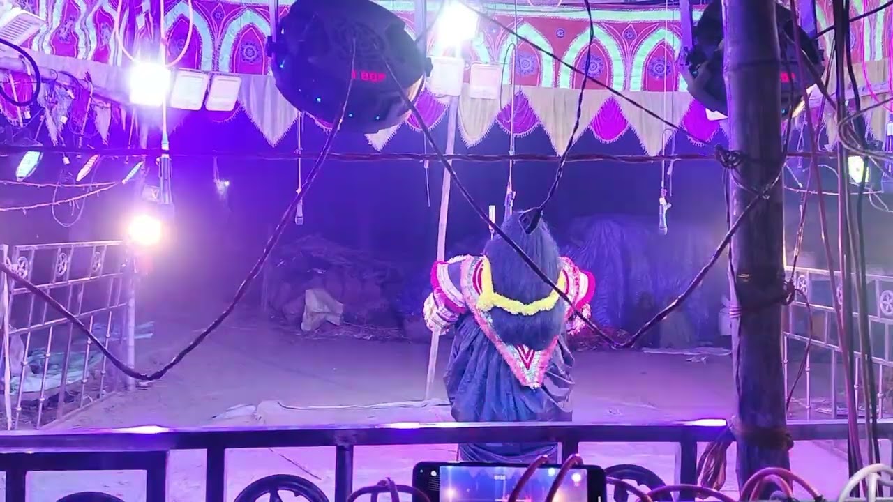 Maa sajpkhli ramnaty parjapda chilptna puri mahirabna badha 