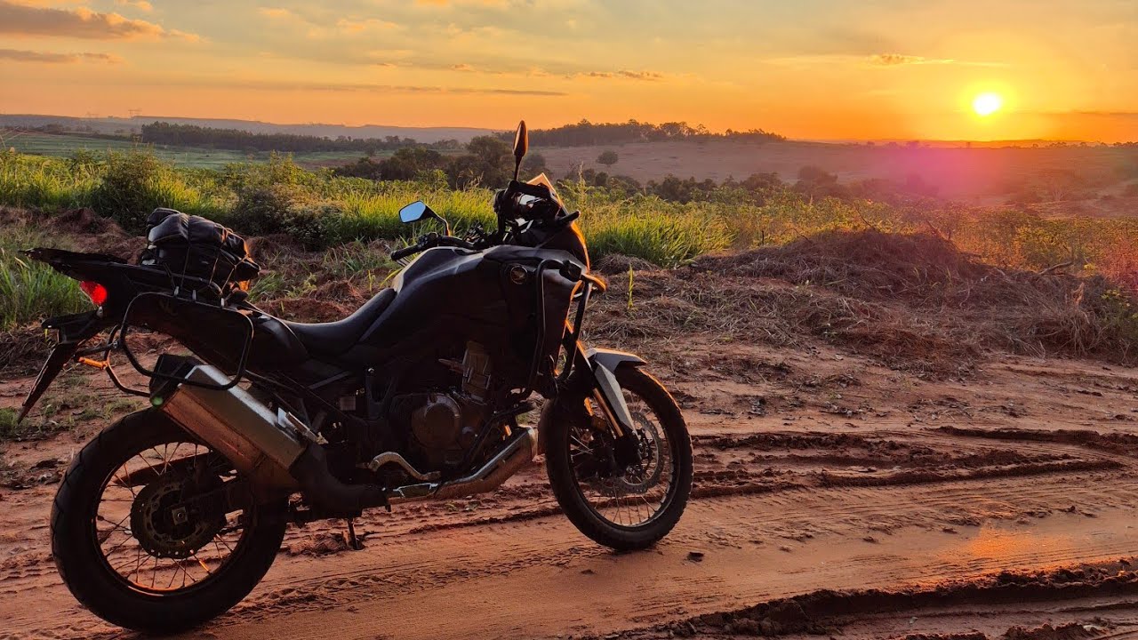 ÁFRICA TWIN MT BLACK NO OFF - FOMOS ATÉ FAZENDA MUSEU DO CAFÉ #africatwin1100 #offroad #motovlog