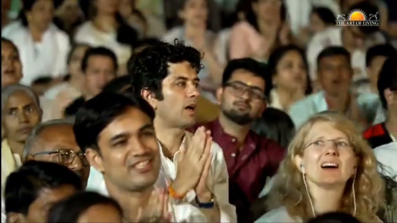 Bolo Bolo Sab Mil Bolo Om Namah Shivaya | Art of living shiv Bhajan #artoflivingbhajans