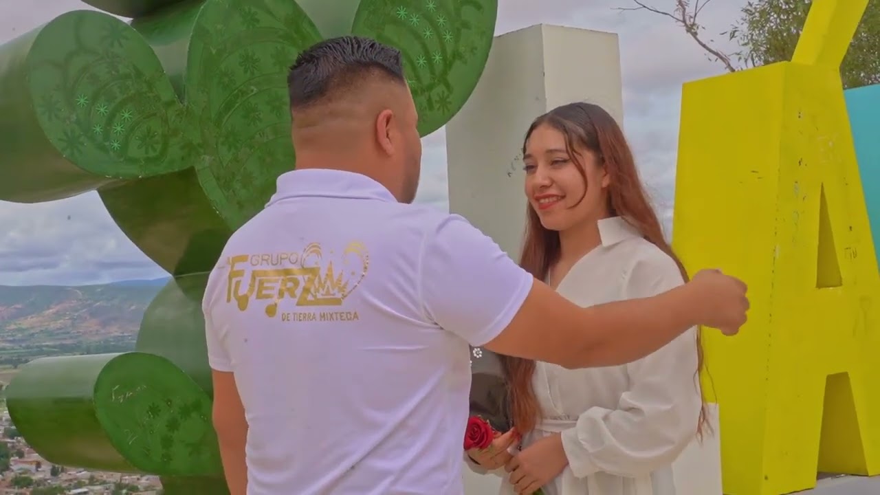 LLORARAS - LA FUERZA DE TIERRA MIXTECA