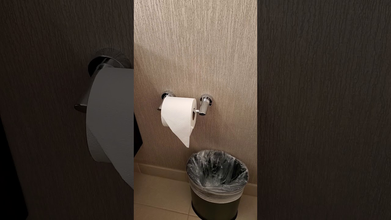 Embassy Suites by Hilton: Room 730 - International Drive, Orlando Florida