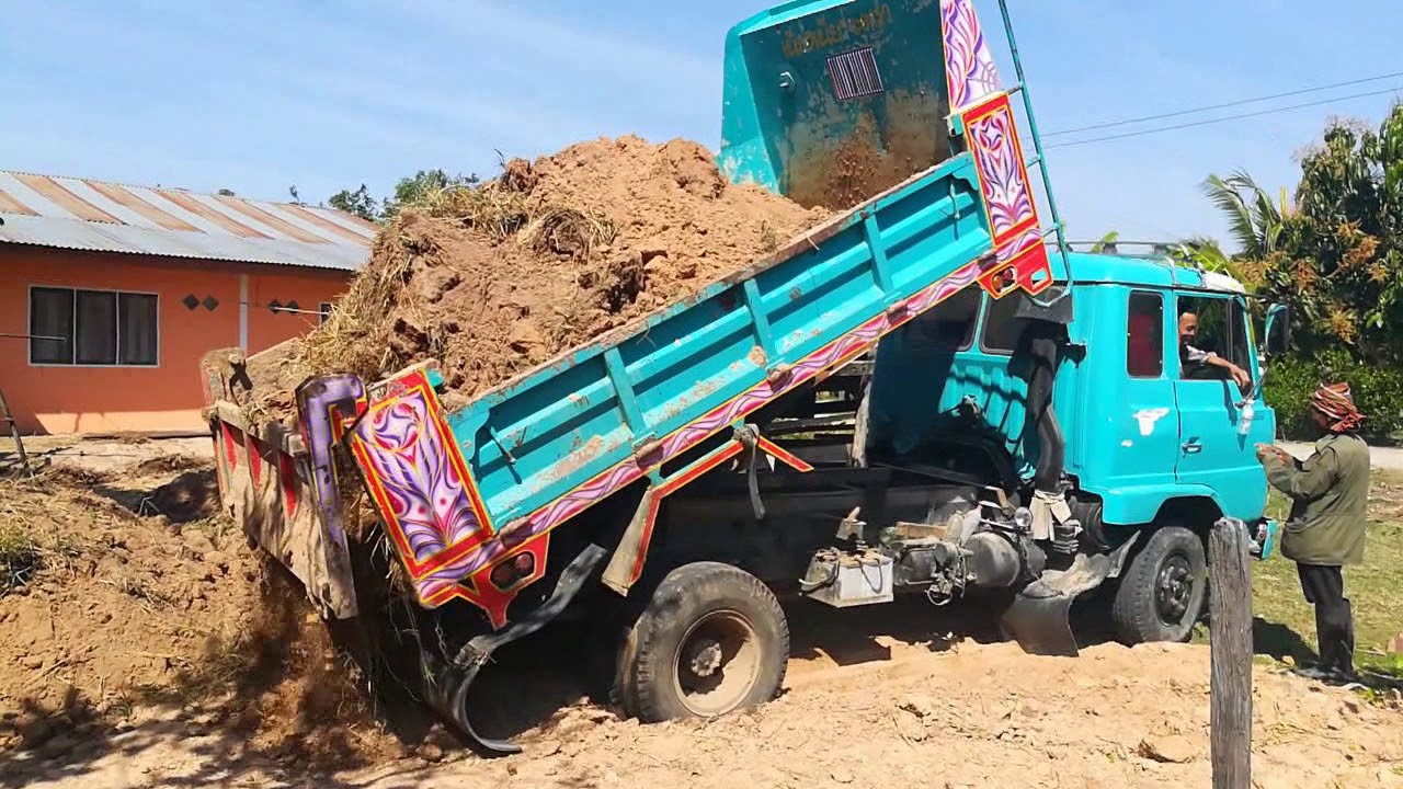 รวมคลิปรถหกล้อดั้มดิน ถอยดั้มดิน | 6 wheels Dump Trucks Ep.2