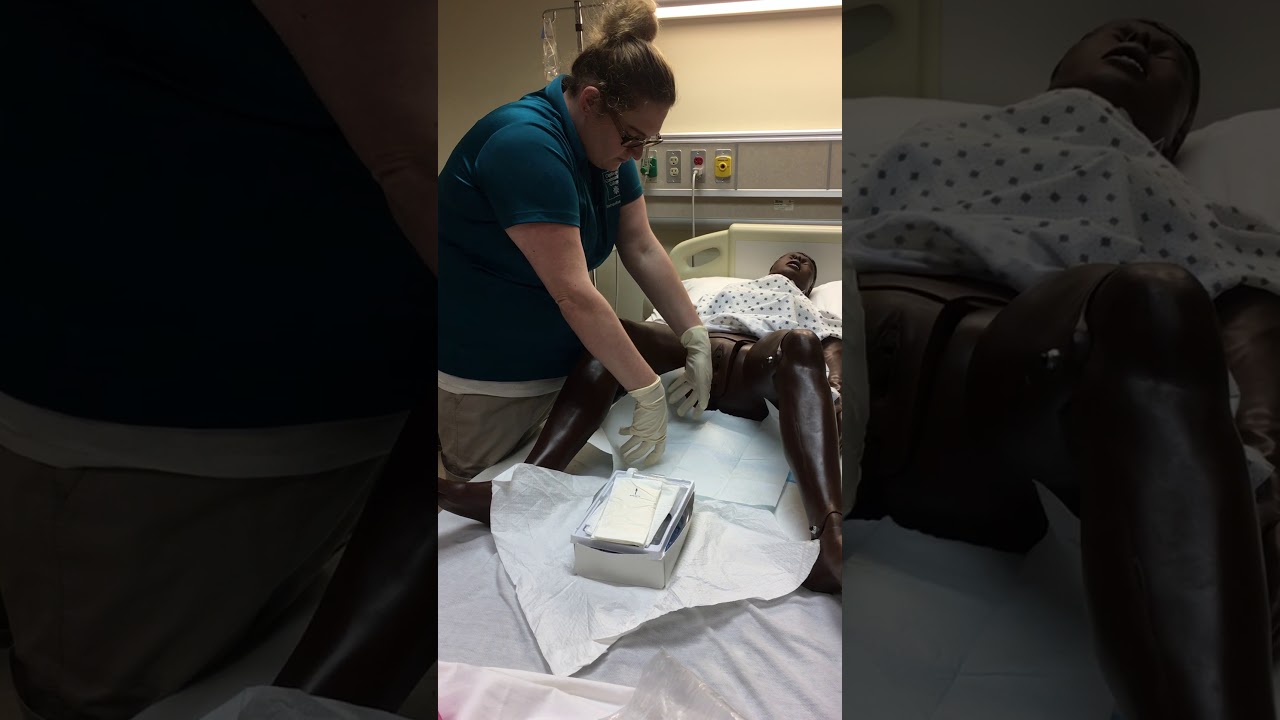 N1200 Indwelling foley insertion and discontinuation - Female patient