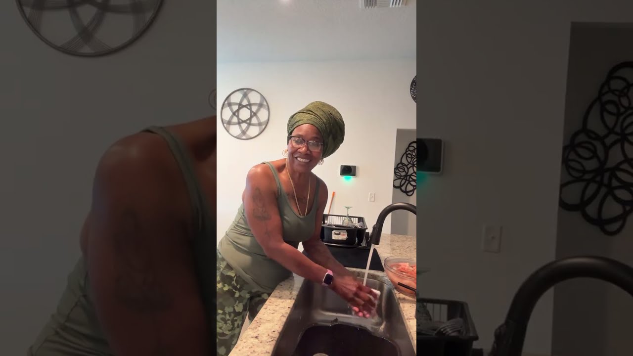RASTA QUEEN $treasie1 is live!